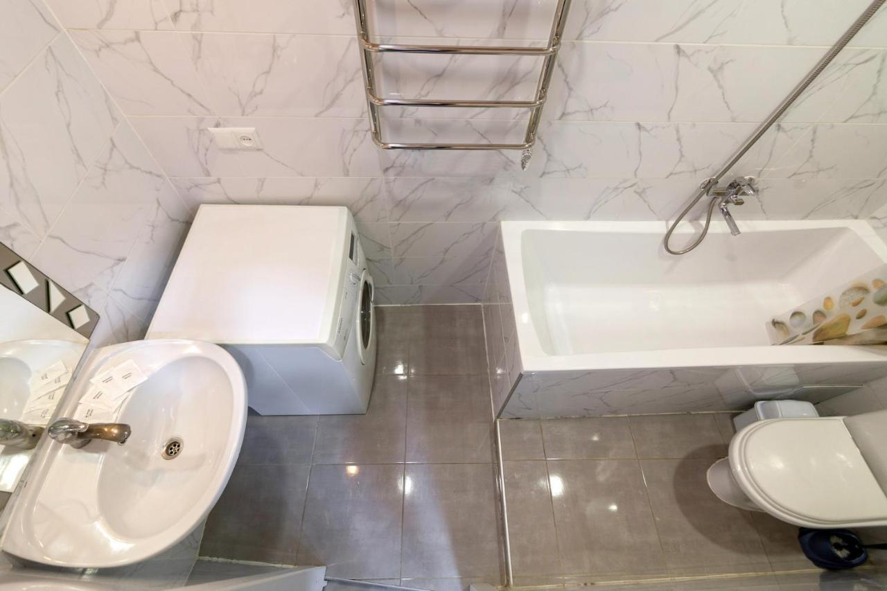 Leogrand Apartments Panteleimona Kulisha 27 Lviv Exterior foto